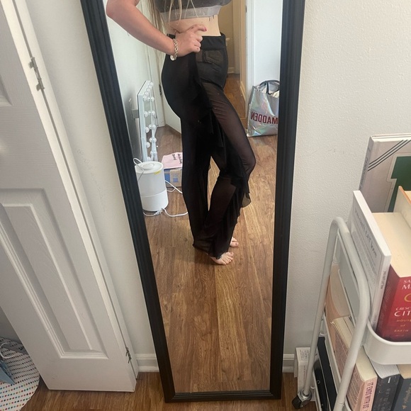 Sheer Ruffle Pants🖤🖤 - Picture 4 of 8